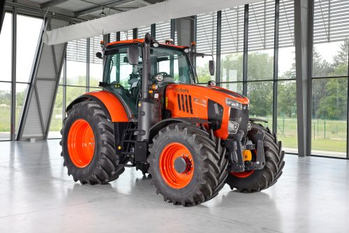 Kubota M7004 Premium Tractor