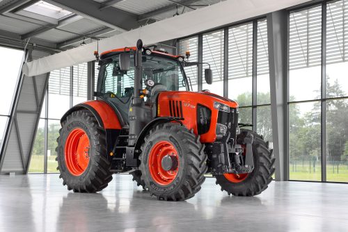 Kubota M7004 Premium Tractor